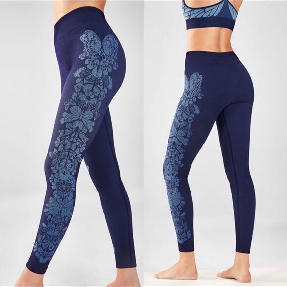 Fabletics Abyss Butterfly Seamless Midrise Leggings - Picture 2 of 7